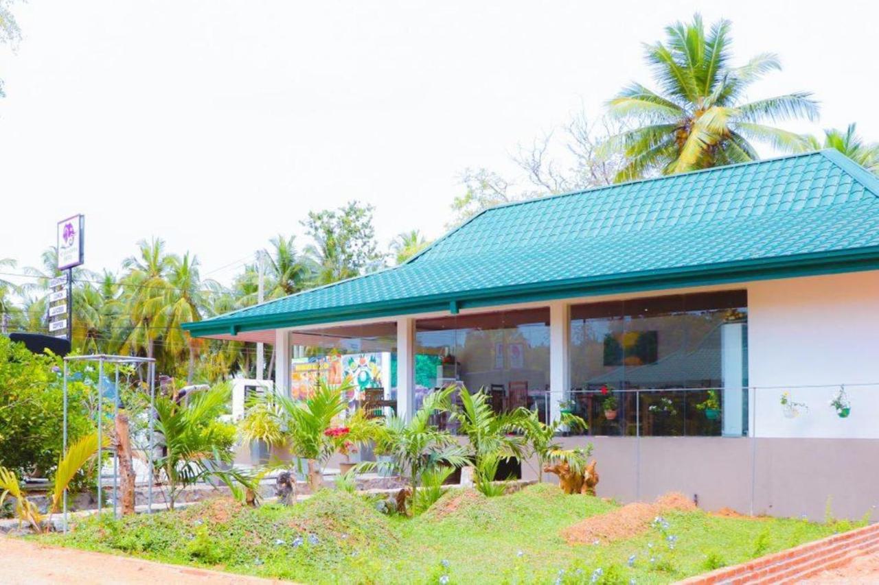 Athkandura Hotel 哈伯勒内 外观 照片