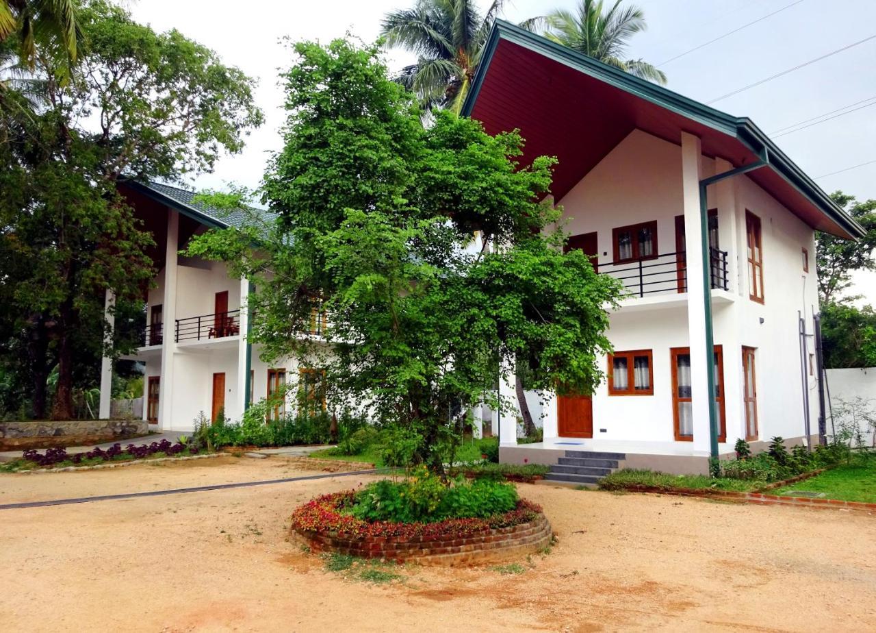 Athkandura Hotel 哈伯勒内 外观 照片
